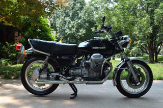 Illustration for article titled For $5,400, Could This 1975 Moto Guzzi 850-T Mean V Is For Victory?